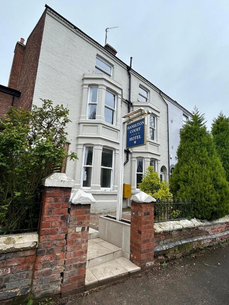 Hamilton Court Hotel Hoole チェスター エクステリア 写真