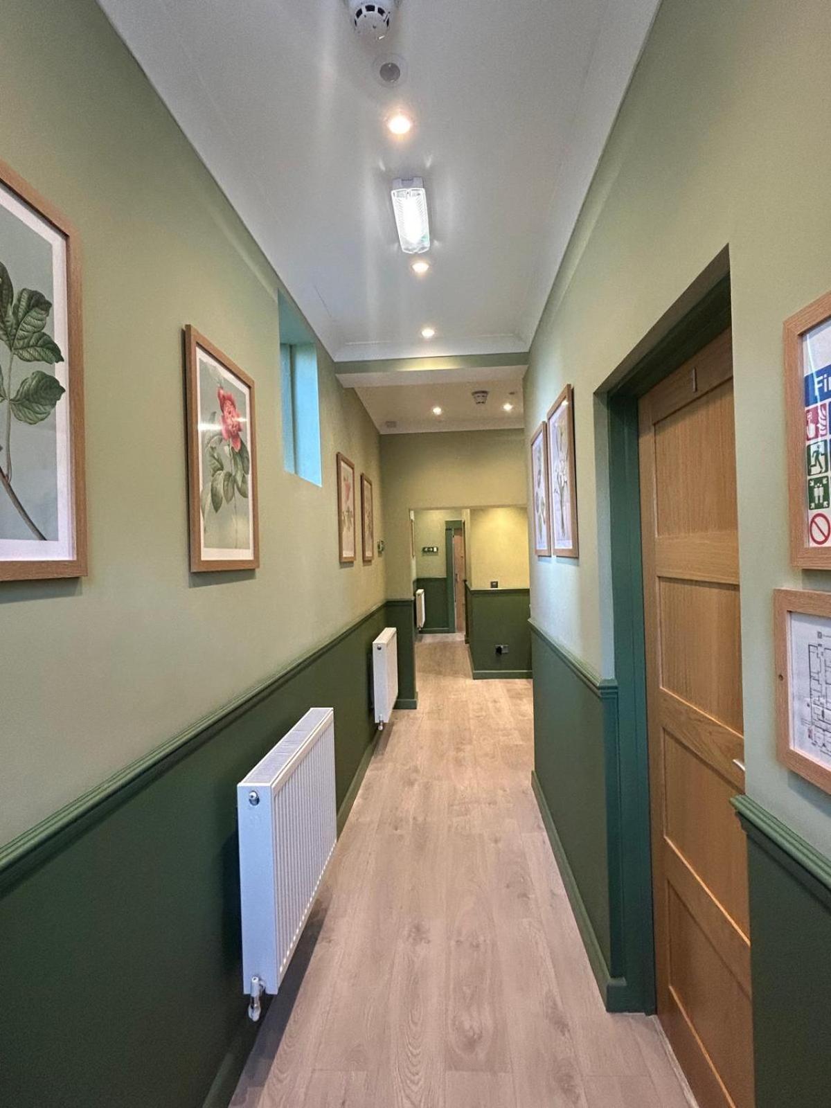 Hamilton Court Hotel Hoole チェスター エクステリア 写真