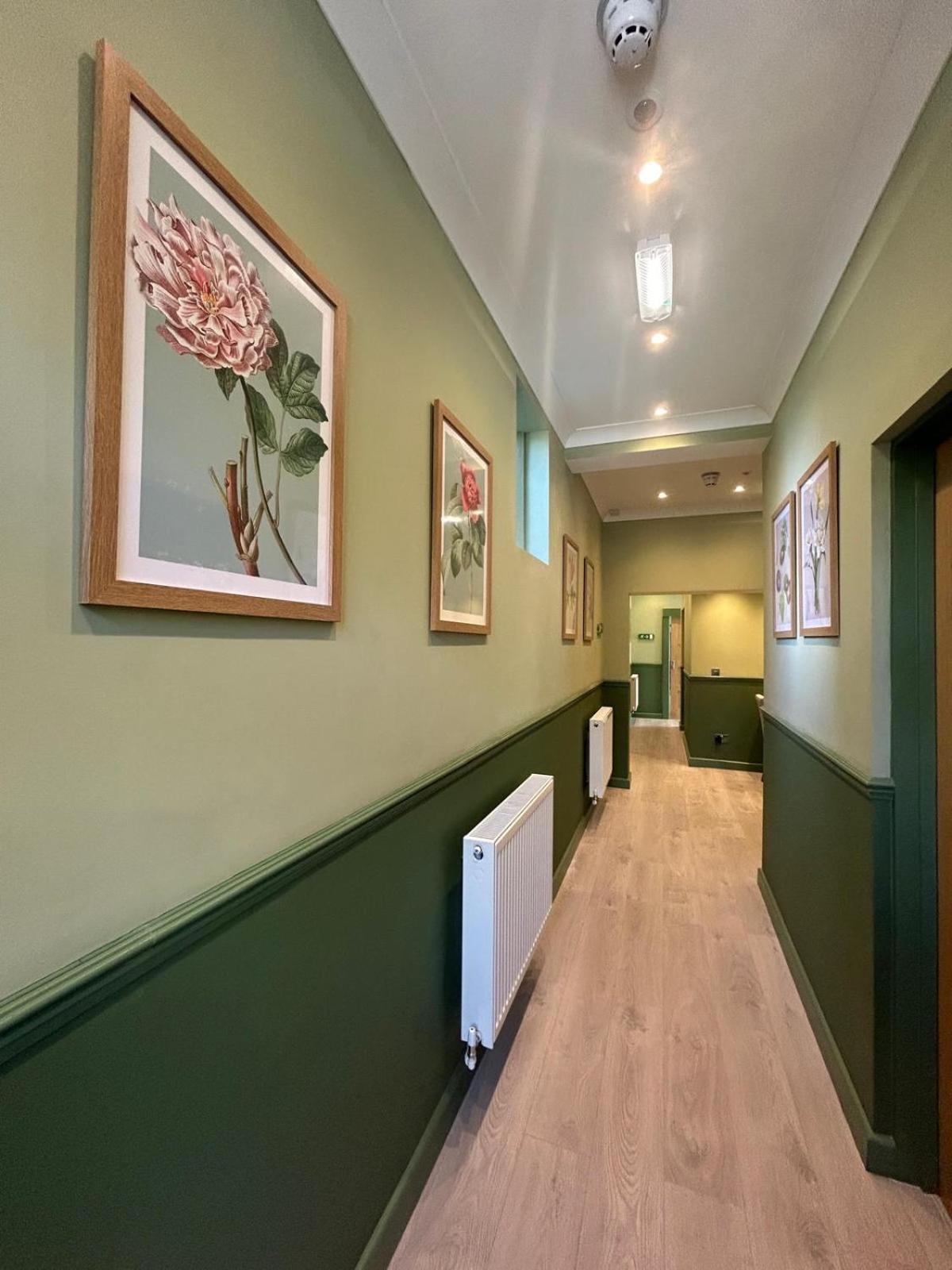 Hamilton Court Hotel Hoole チェスター エクステリア 写真